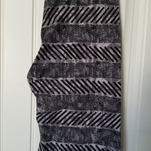 3 for $15 LuLaRoe animal print leggings TC